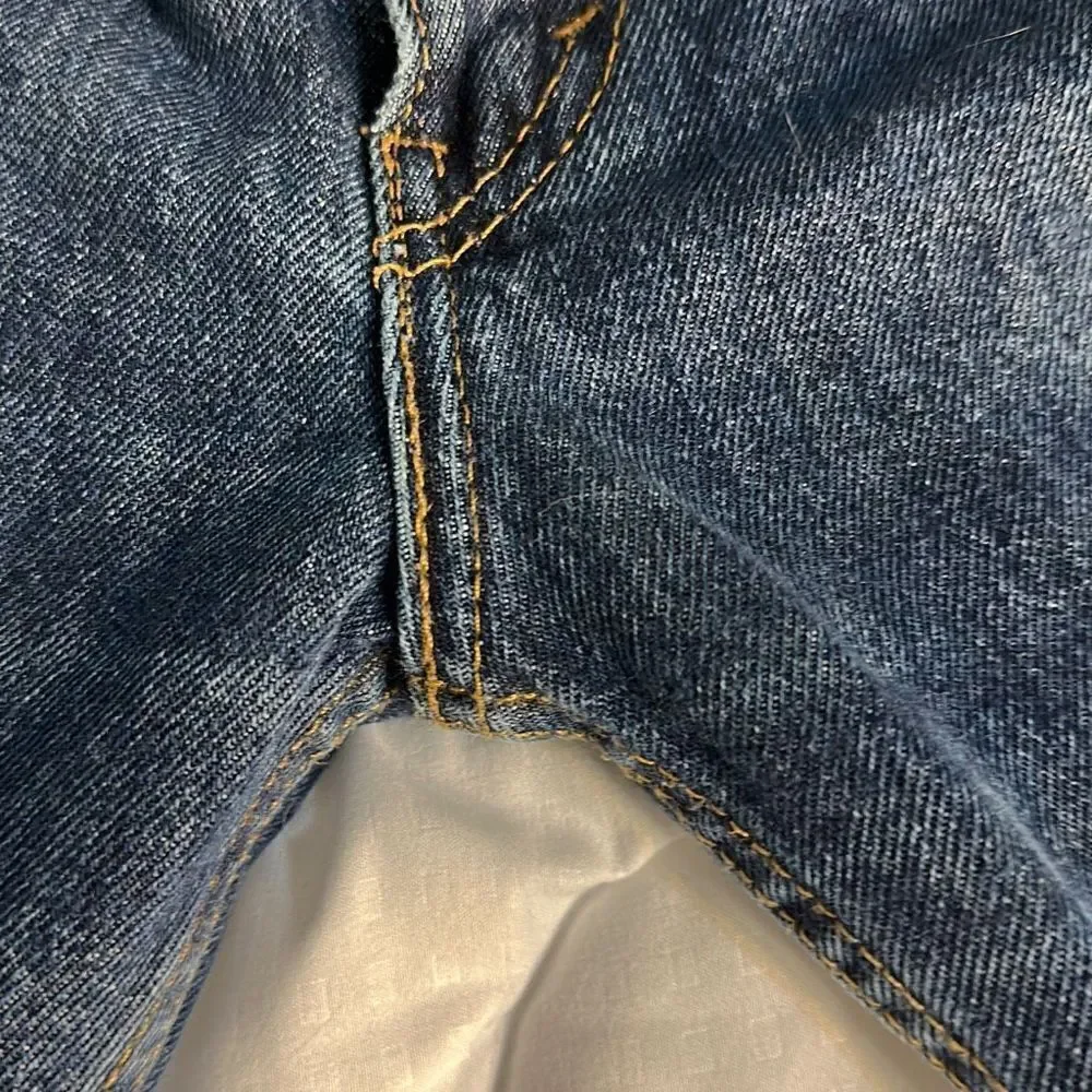 Levi’s 505 Denim Waist: 34, Inseam: 30 inches